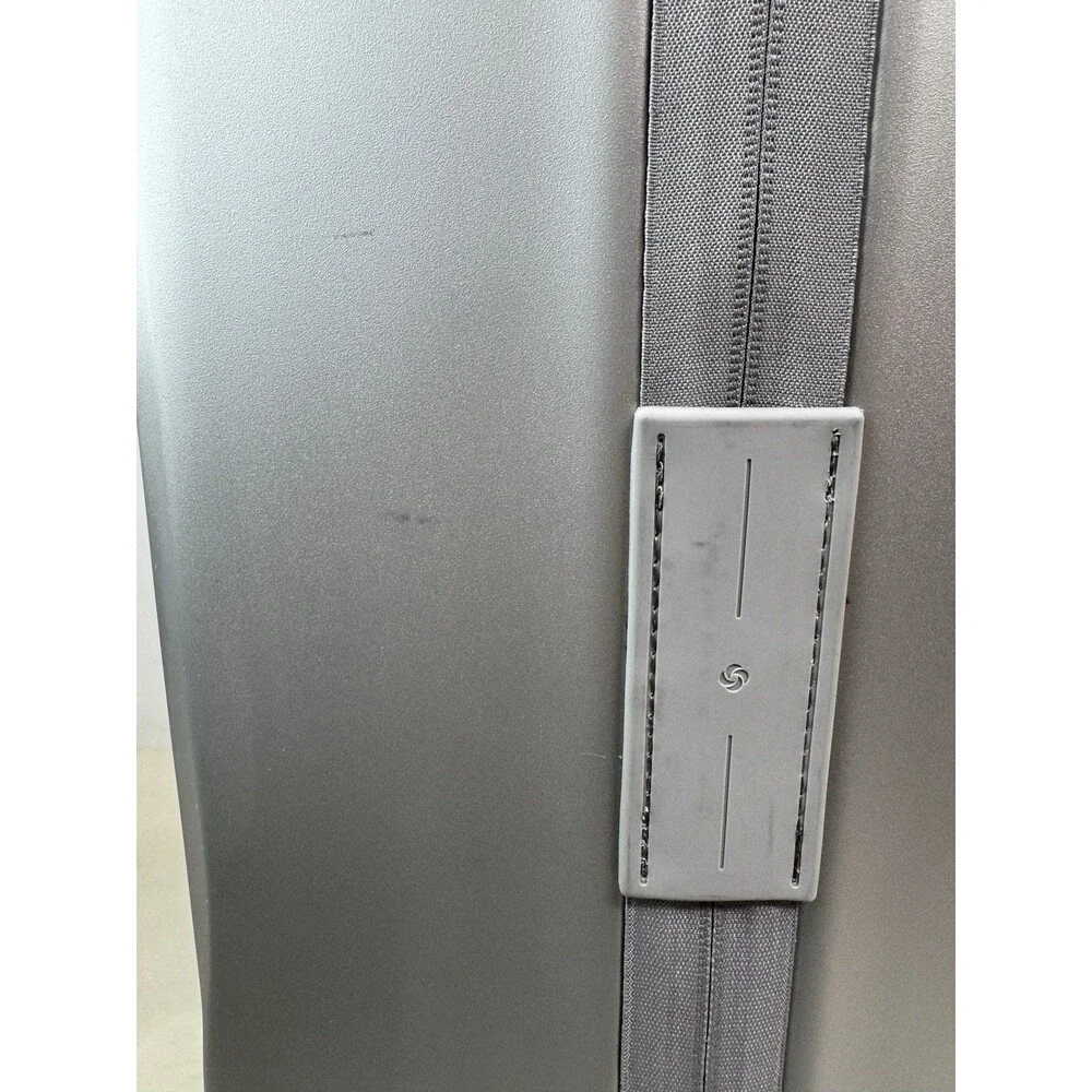 Samsonite Uplift Hardside Large Lightweight Spinner Suitcase Luggage